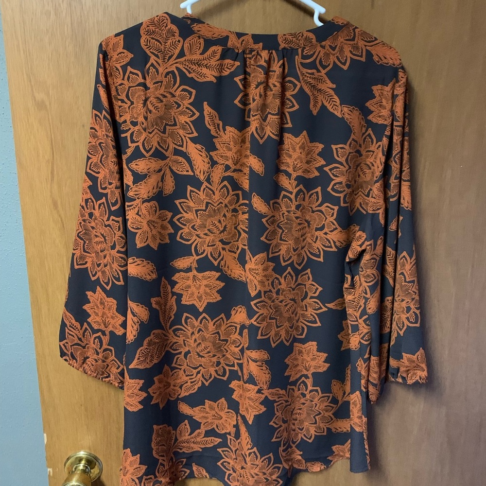 Blouse - Picture 3 of 4